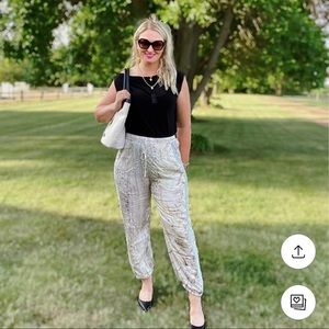 NWT $128 Anthropologie Tiny Neutral Valetta Drawstring Waist Pull-On Joggers M